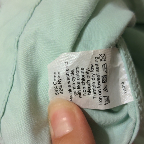 J. Crew hooded zip up, button up long sleeve jacket. Size XS. Good condition - Picture 9 of 9